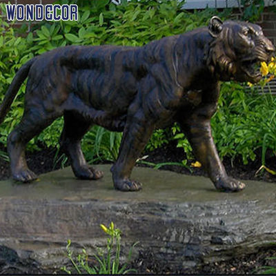 Outdoor Bronze Statues Sculpture Bronze Tiger Figurine Life Size 135cm