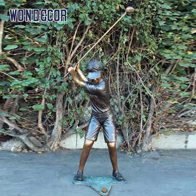 Customized garden decoration, life-size bronze statue of teenagers playing golf