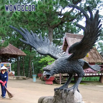 Customized Large Bronze Falcon Statue Sculpture Garden Decoration