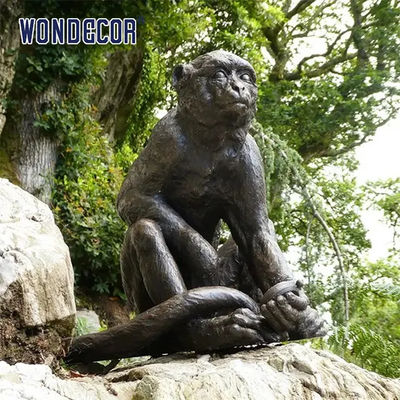 Human sized forest metal animal decoration bronze monkey statue