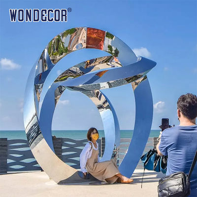 Weather Resistance Stainless Steel Abstract Sculpture Circular Triangular Tube Geometry
