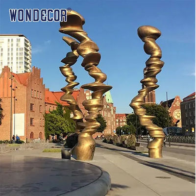 Striking Lifelike Bronze Statues Sculpture Eye Catching