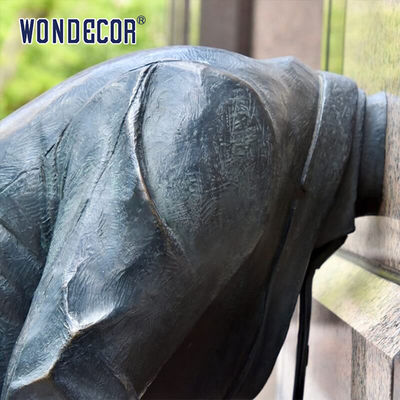 Outdoor Bronze Garden Statues Custom Wall Piercing Human Art