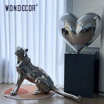 Customized Small Indoor Love Mirror Stainless Steel Sculpture