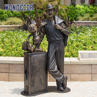 Bronze Sculpture of a Happy Man in Outdoor Metal Art and Craftsmanship