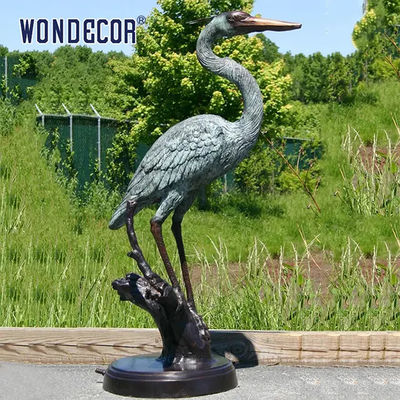 Life size outdoor garden metal bird Red-crowned crane Bronze sculpture